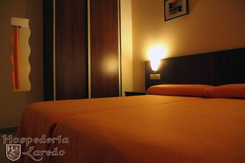 Hospederia Laredo — hotel in La Carlota
