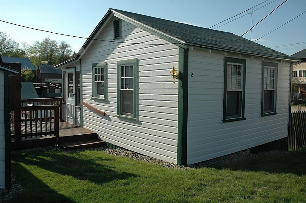 Channel Watefront Cottages - photo 26