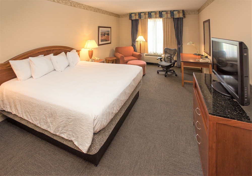 Hilton Garden Inn Wooster - photo 34