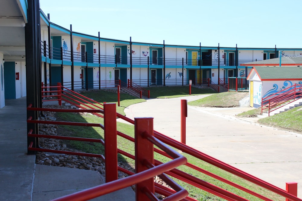 Crystal Palace Resort - photo 31