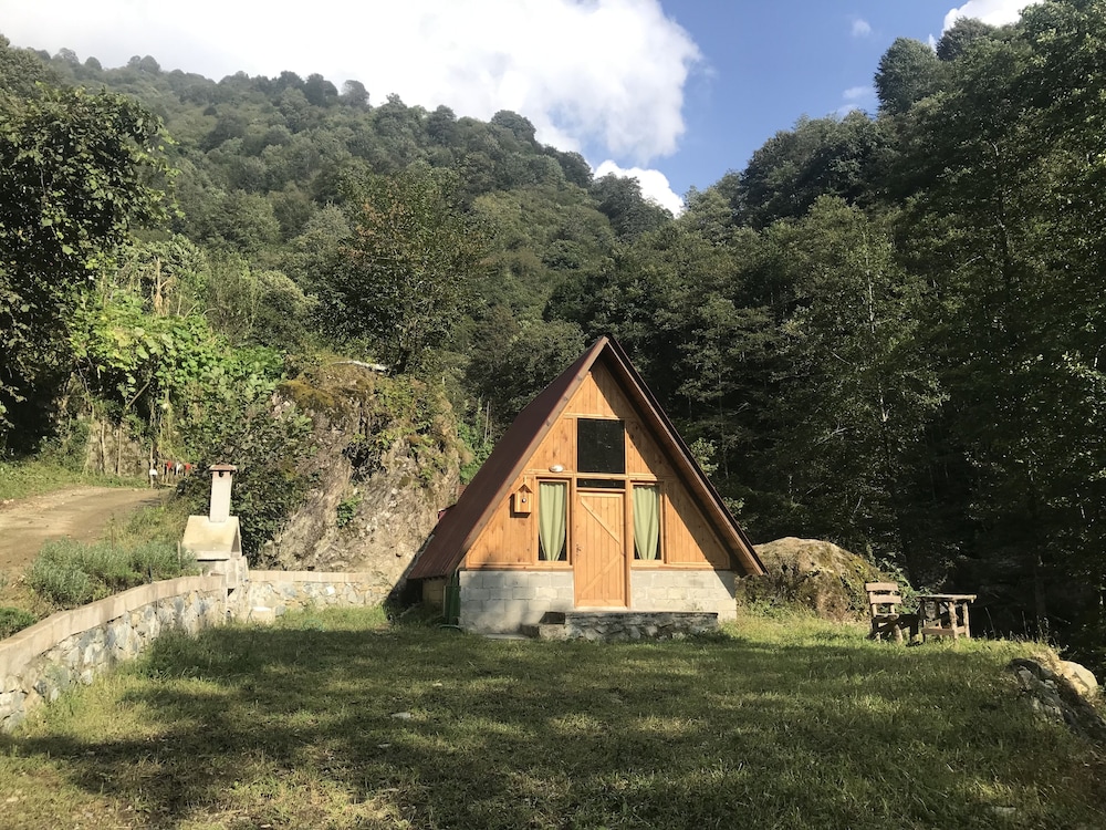 Baraka bungalov in Cayeli, Turkey