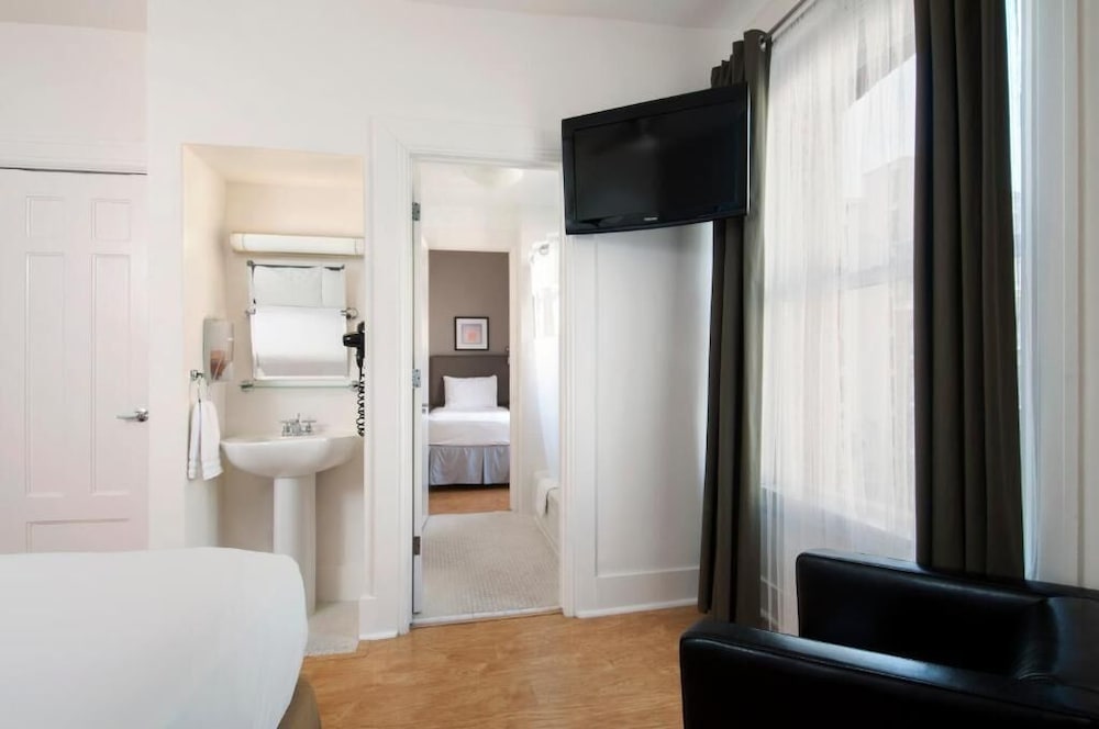 The Herbert Hotel - photo 26