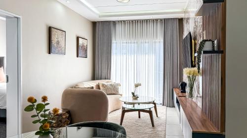 Thetan's Home Away From Home — 4-Star Luxury Hotel in Midrand, South Africa