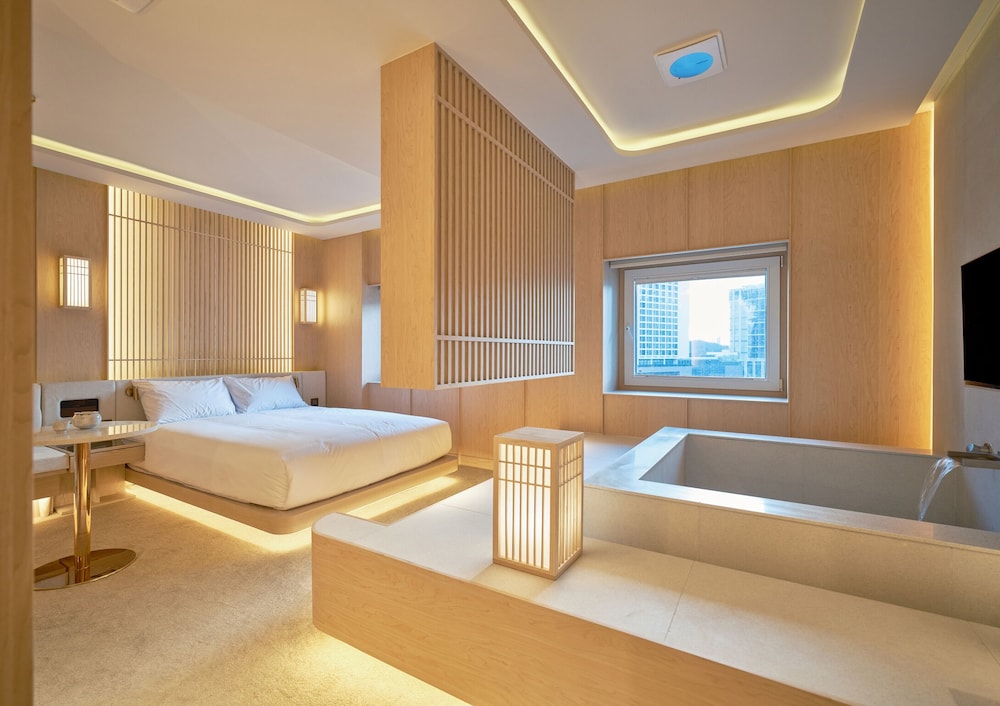 UH Continental CenterPoint - last minute hotel in Busan