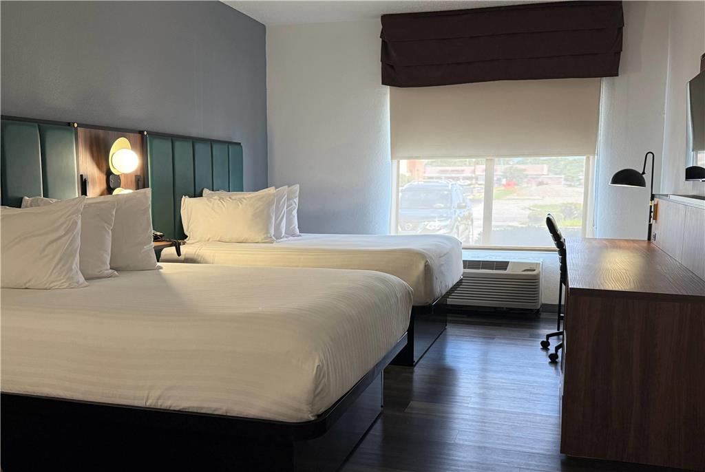 Wingate by Wyndham Indianapolis Airport Rockville Rd. - photo 18