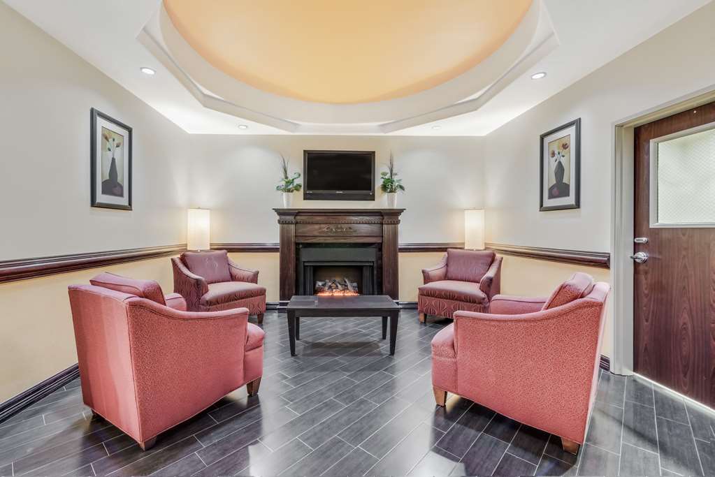 Super 8 by Wyndham Hidalgo McAllen Area - photo 3