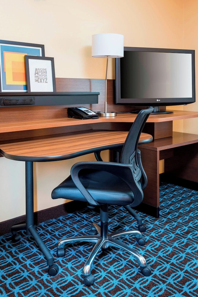 Fairfield Inn & Suites by Marriott Tyler - photo 10