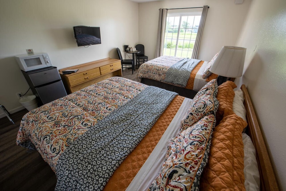 Pacific City Inn - photo 16