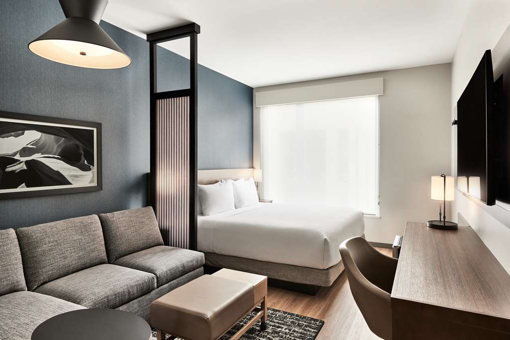 Hyatt Place Phoenix Downtown - photo 10