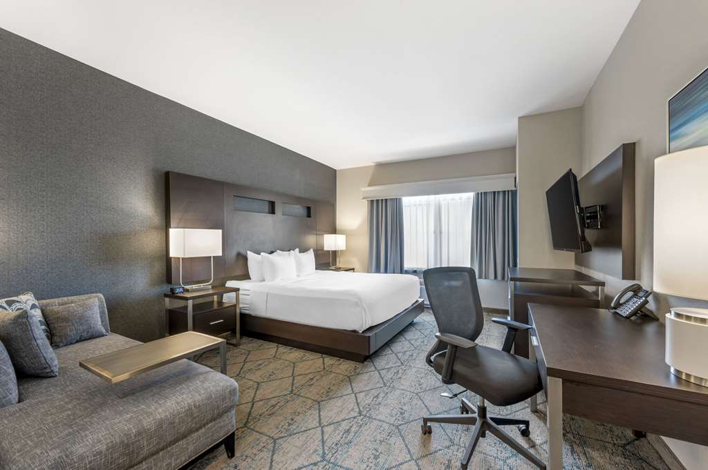 Comfort Inn & Suites Clarksville Louisville North - photo 25