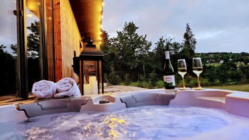 Halacs Homes Boutique Cabins Unique cabin — 4-Star Luxury Hotel in Balatonalmadi, Hungary