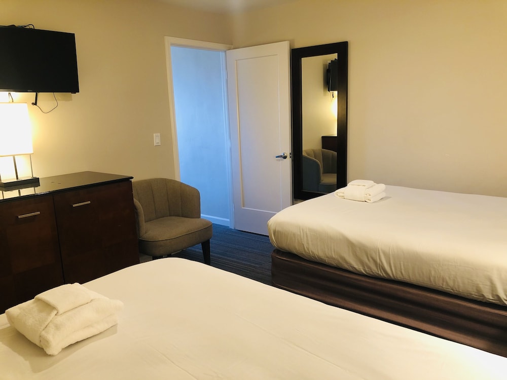 Moonlight Beach Motel - photo 12