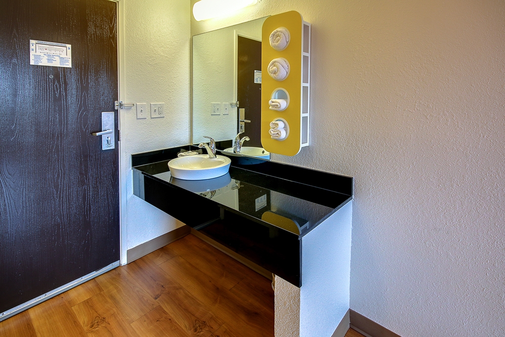 Motel 6 King Of Prussia PA Philadelphia - photo 24