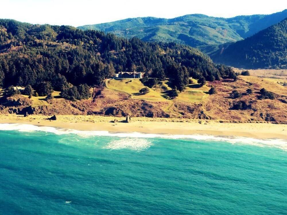 Gold Beach Oceanfront Estate Mv28 - photo 20