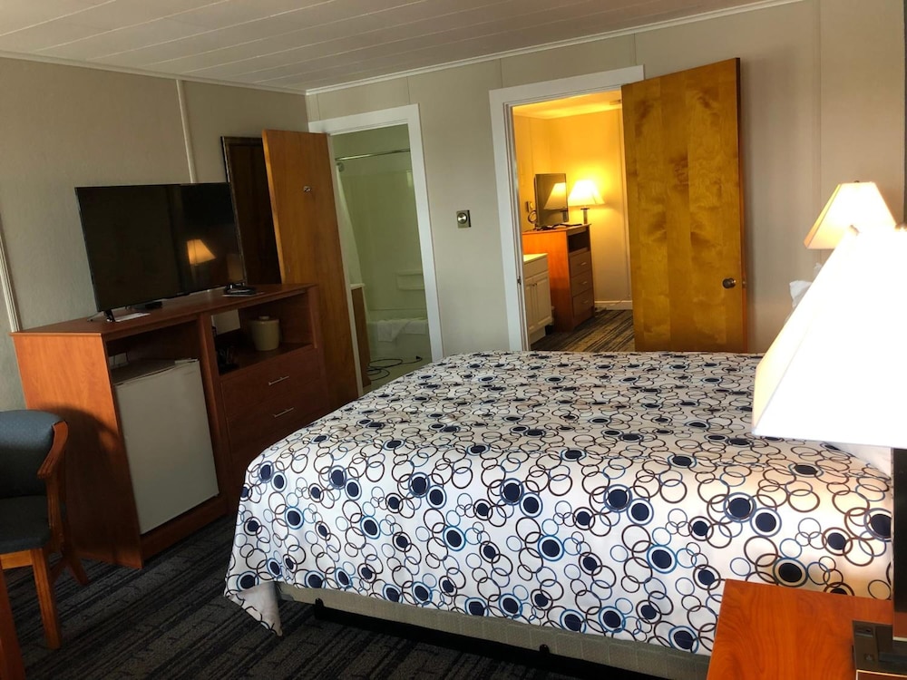 Edenbrook Motel - photo 7