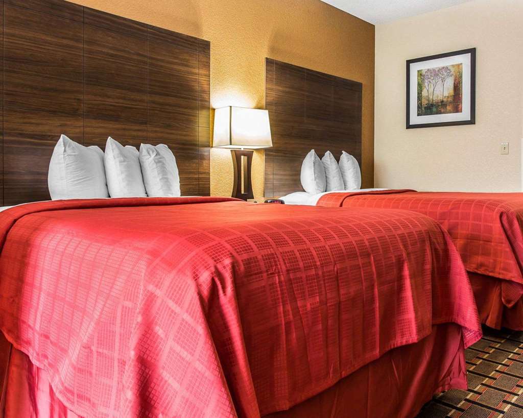 Quality Suites Hickory South - photo 28