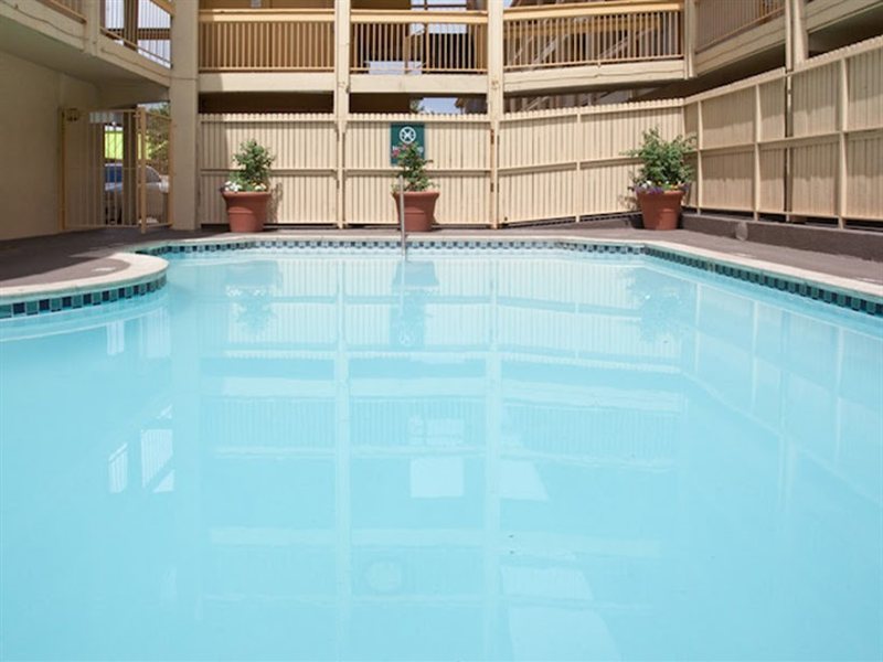 La Quinta Inn by Wyndham Denver Central - photo 7