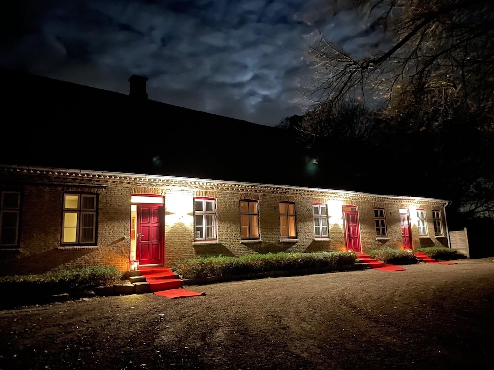 Svaleholm Gard Roskilde — Roskilde — photo 2