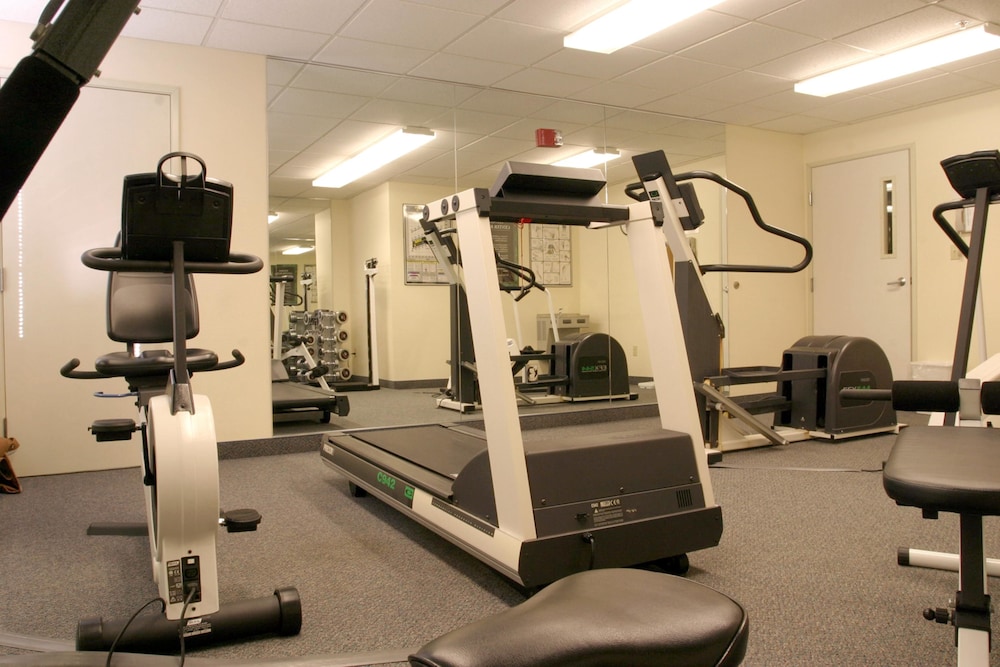 Candlewood Suites Rockford by IHG - photo 16