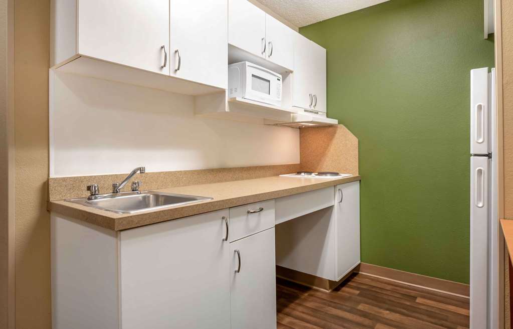Extended Stay America Suites Merrillville US Rte 30 - photo 18