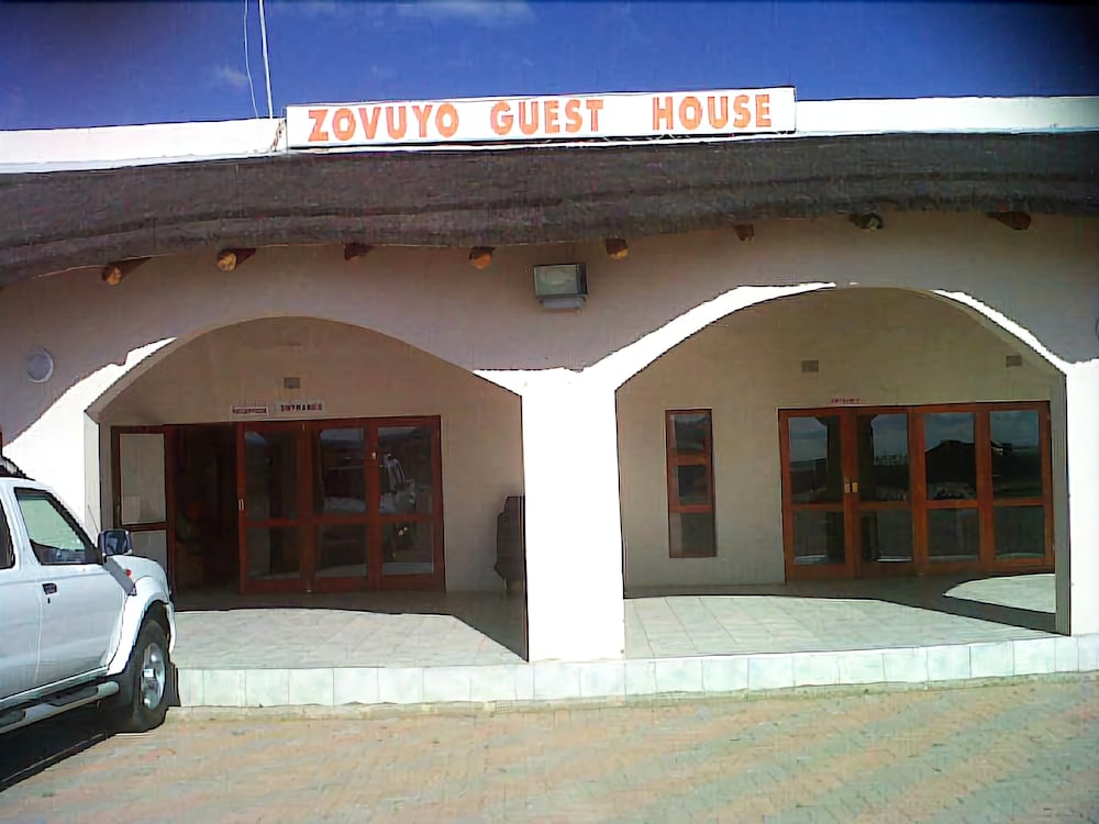 Zovuyo Guest House — 4-Star Luxury Hotel in Butterworth, South Africa