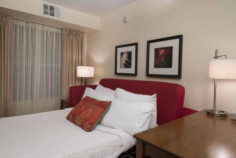 Residence Inn by Marriott Folsom Sacramento - photo 8
