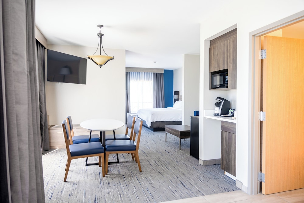 Holiday Inn Express & Suites Vicksburg by IHG - photo 15