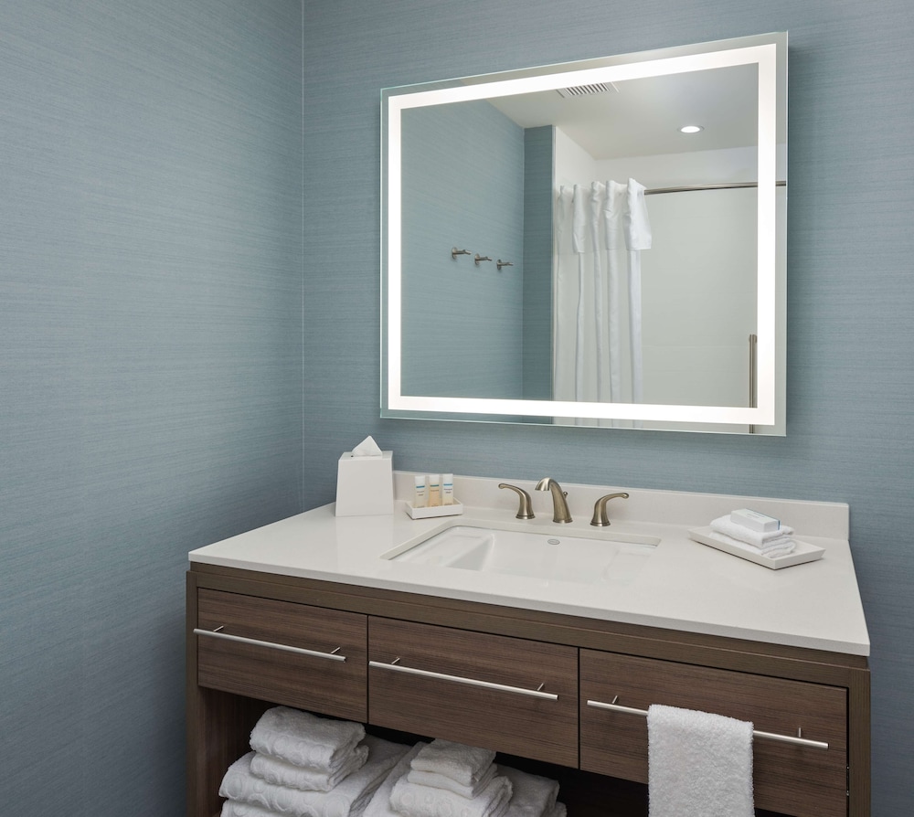 Home2 Suites by Hilton Pompano Beach Pier - photo 36
