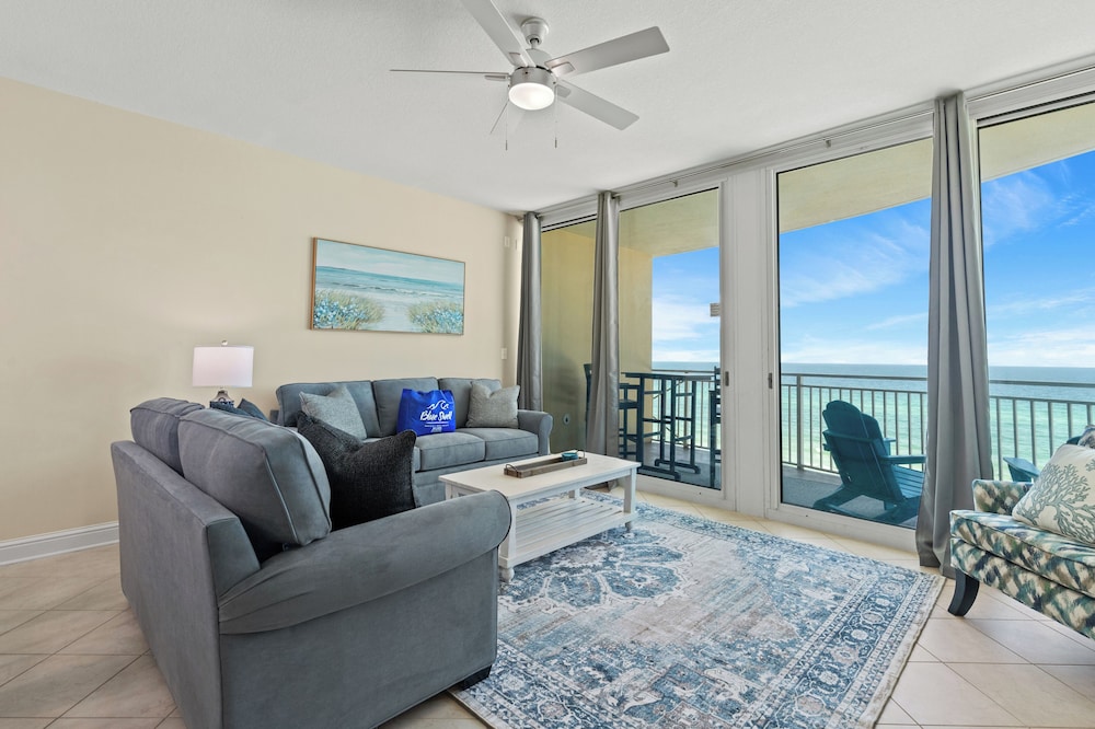 Beautiful 5th Floor Aqua Resort Unit With Direct Ocean Views Sleeps 8 - photo 15