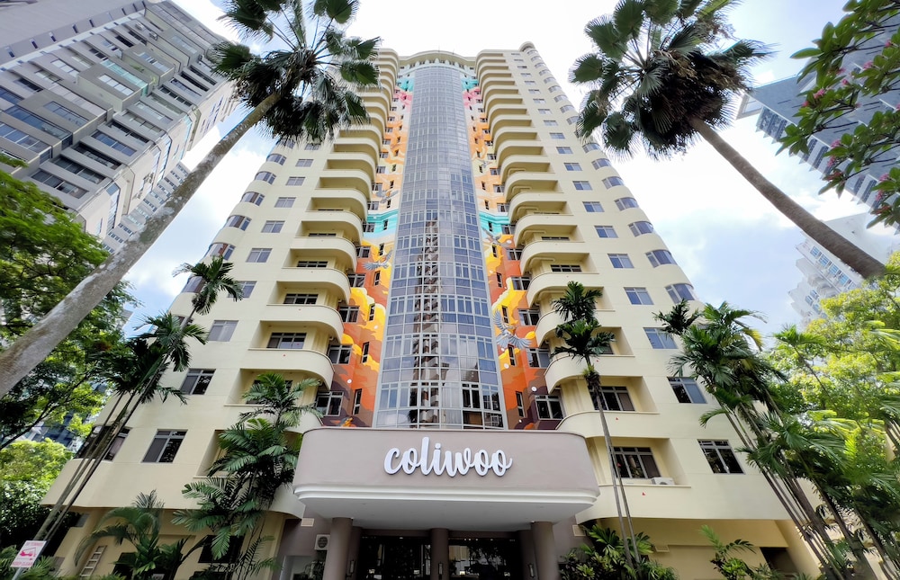 Coliwoo Orchard — eco-hotel in Singapore
