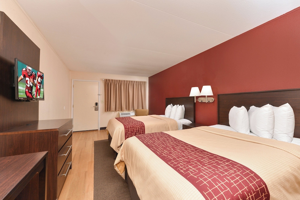 Red Roof Inn Marietta - photo 9
