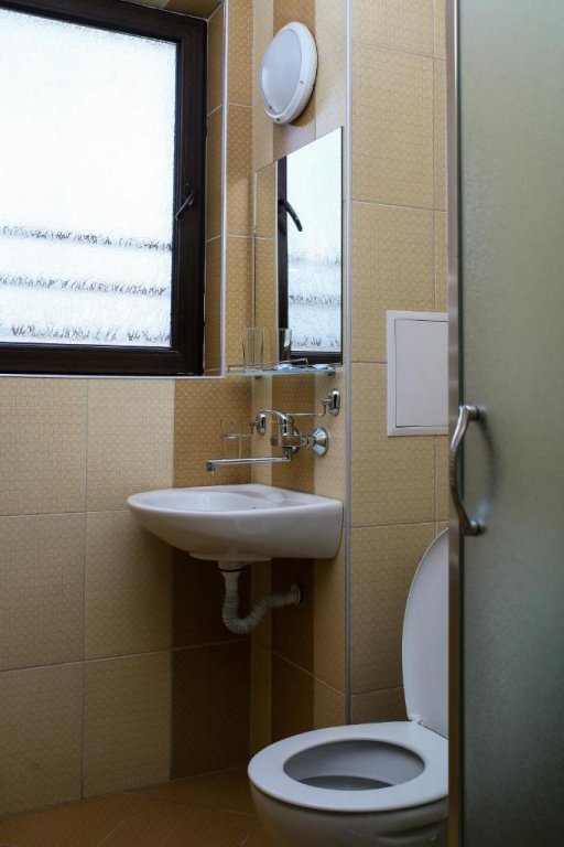 Hotel Zlatograd — hotel in Zlatograd