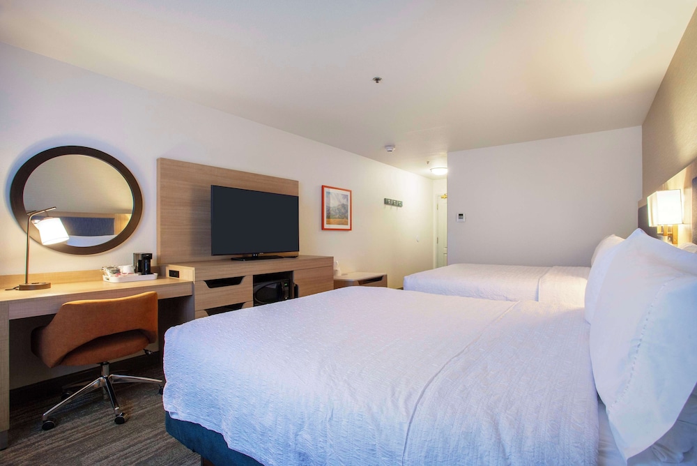 Hampton Inn & Suites Mountain Home - photo 6