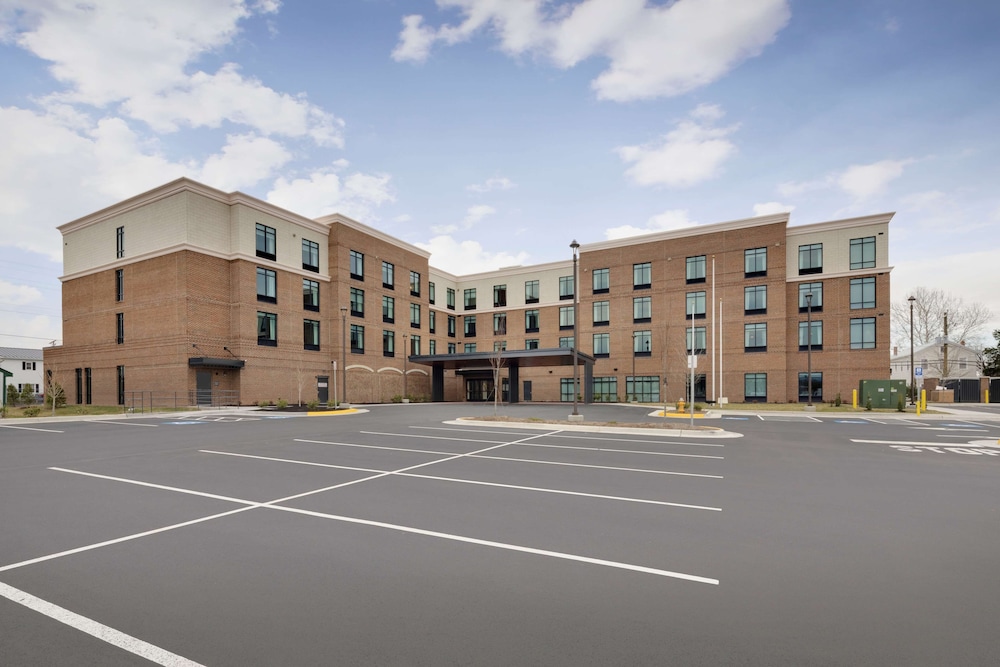 Hilton Garden Inn Haymarket - photo 60
