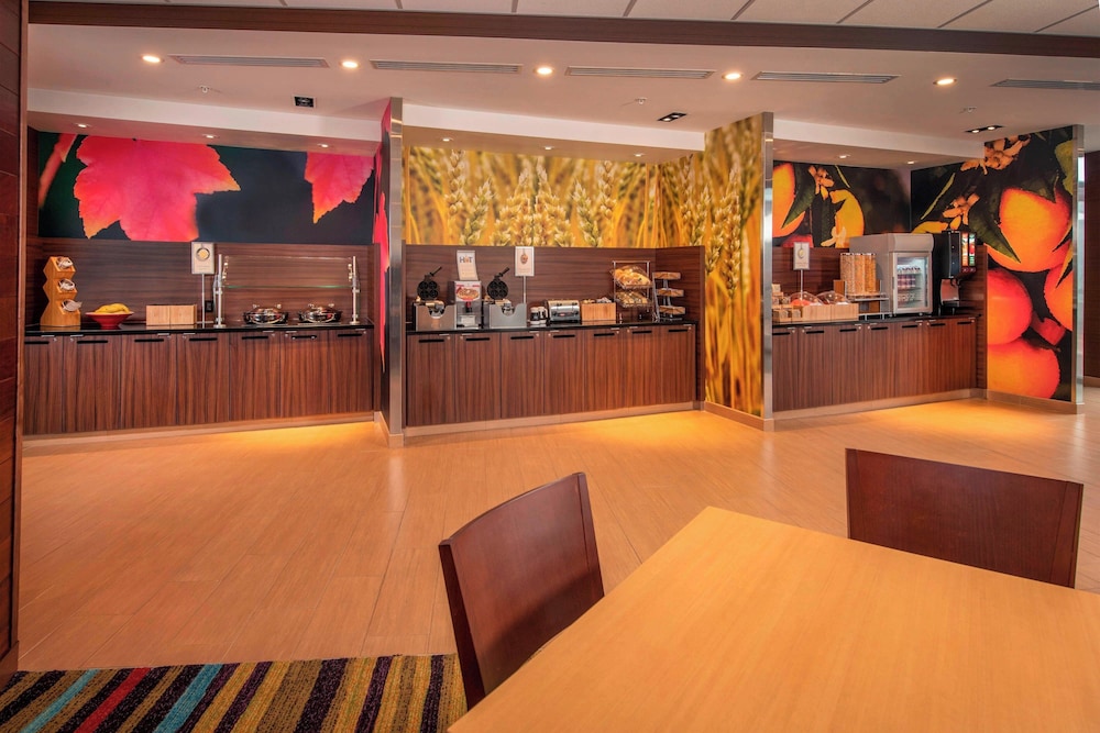 Fairfield Inn & Suites by Marriott Harrisburg International Airport - photo 27
