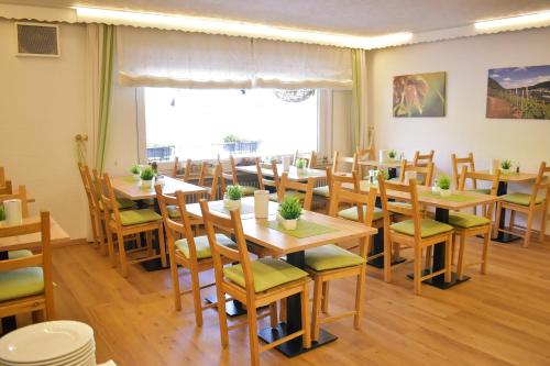 Hotel Emmerich in Winningen, Germany