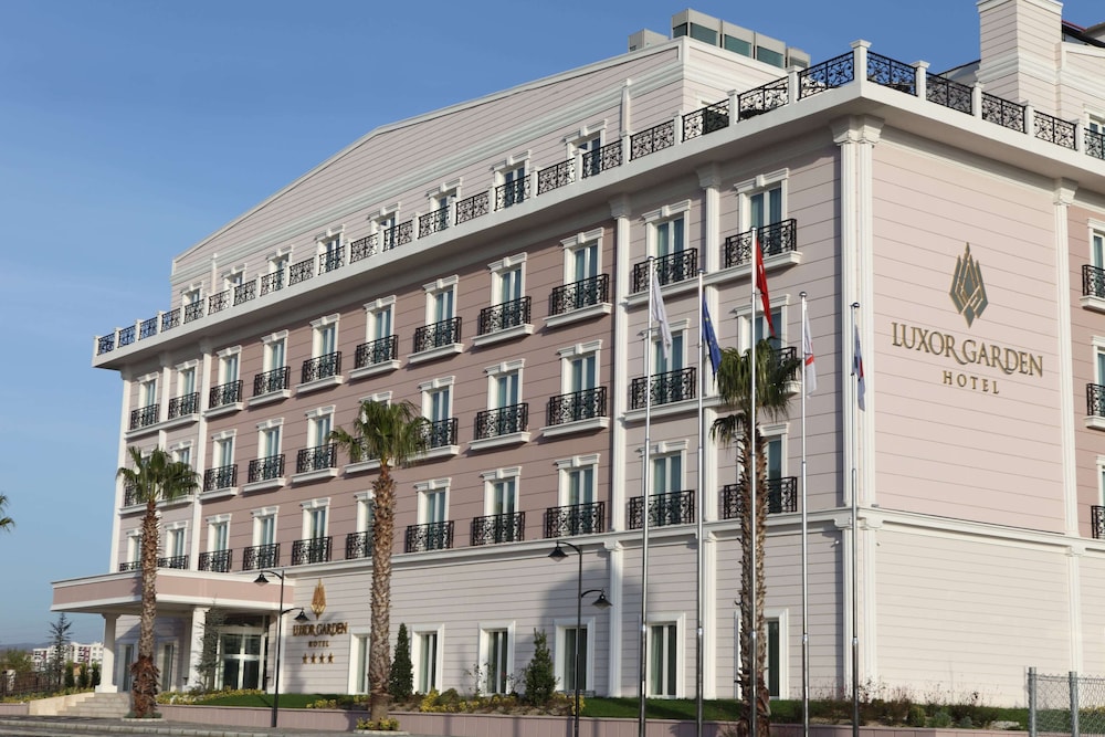 Luxor Garden Hotel in Izmit, Turkey