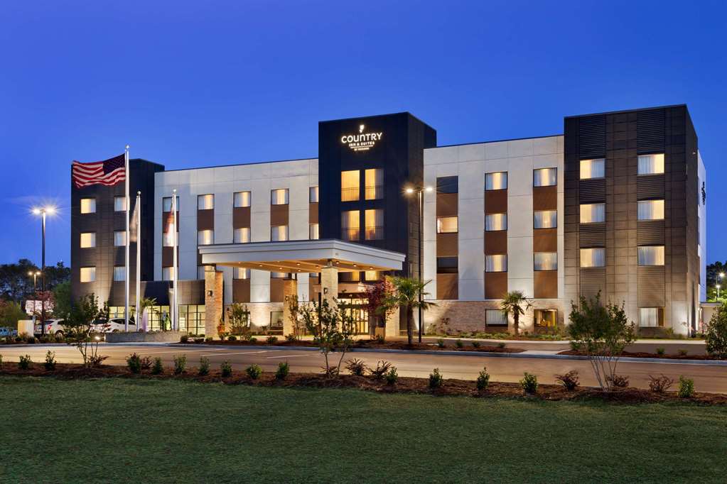 Country Inn Suites By Radisson Smithfield Selma Nc — Smithfield