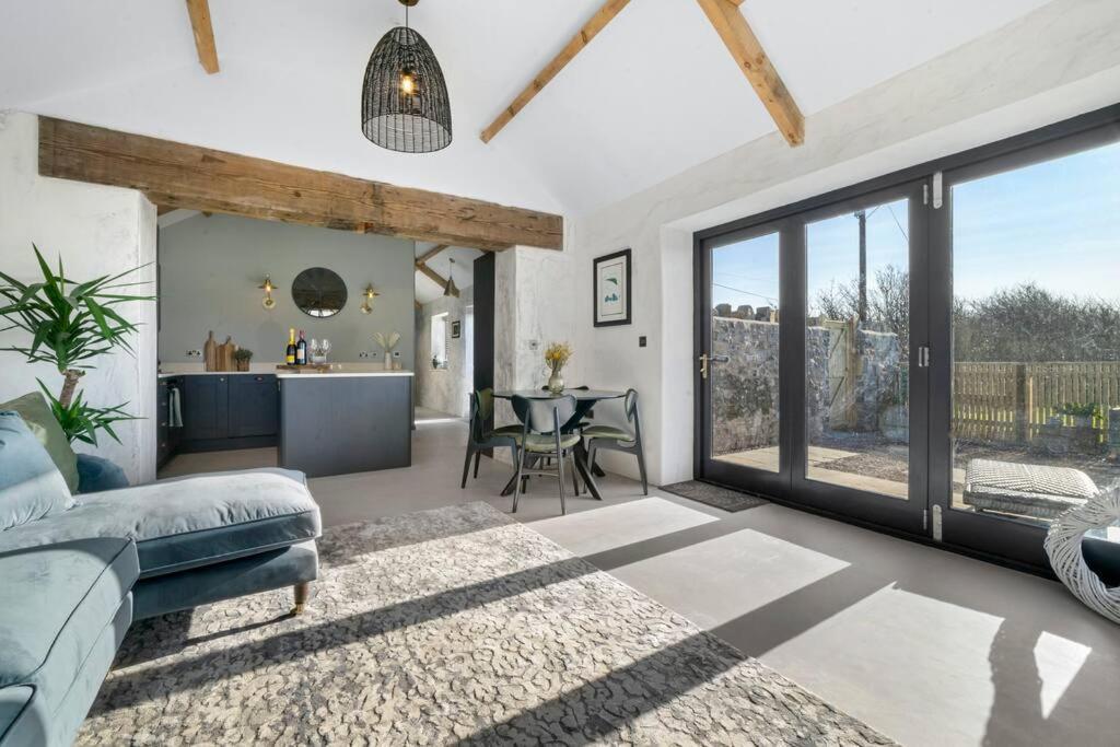 Ysgubor Twt Monknash in Cowbridge, United Kingdom