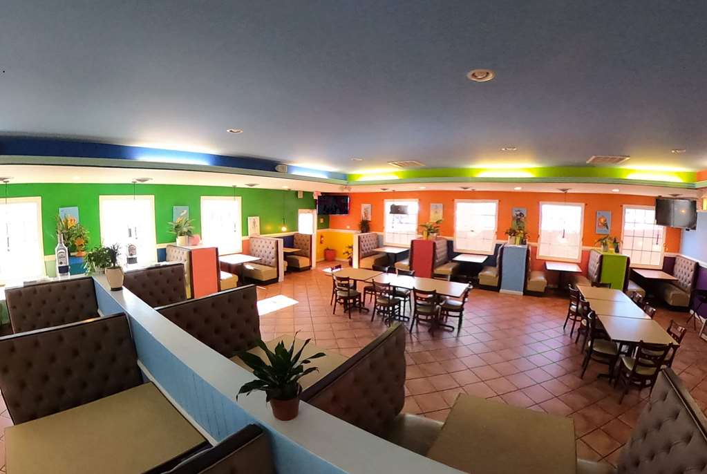 Ramada by Wyndham Strasburg Shenandoah Valley - photo 8