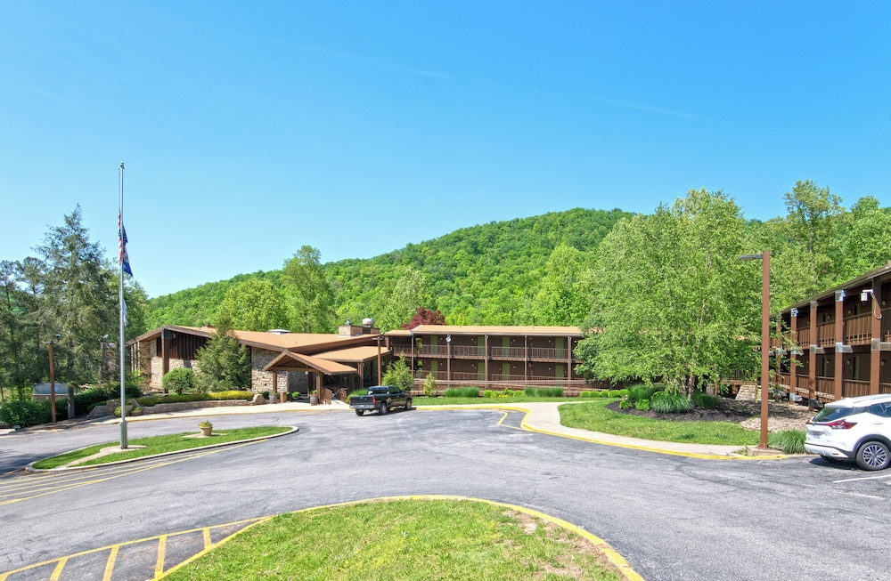 Jenny Wiley State Resort Park — hotel in Prestonsburg