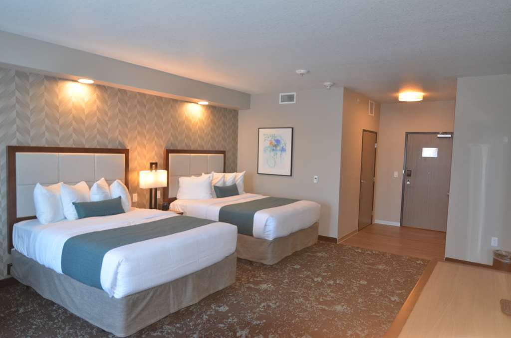 Best Western Premier Ankeny Hotel - photo 18