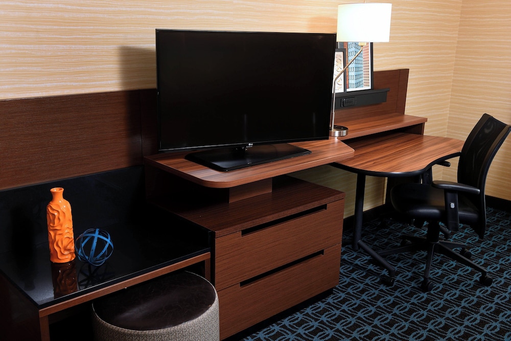 Fairfield Inn & Suites by Marriott Omaha West - photo 12