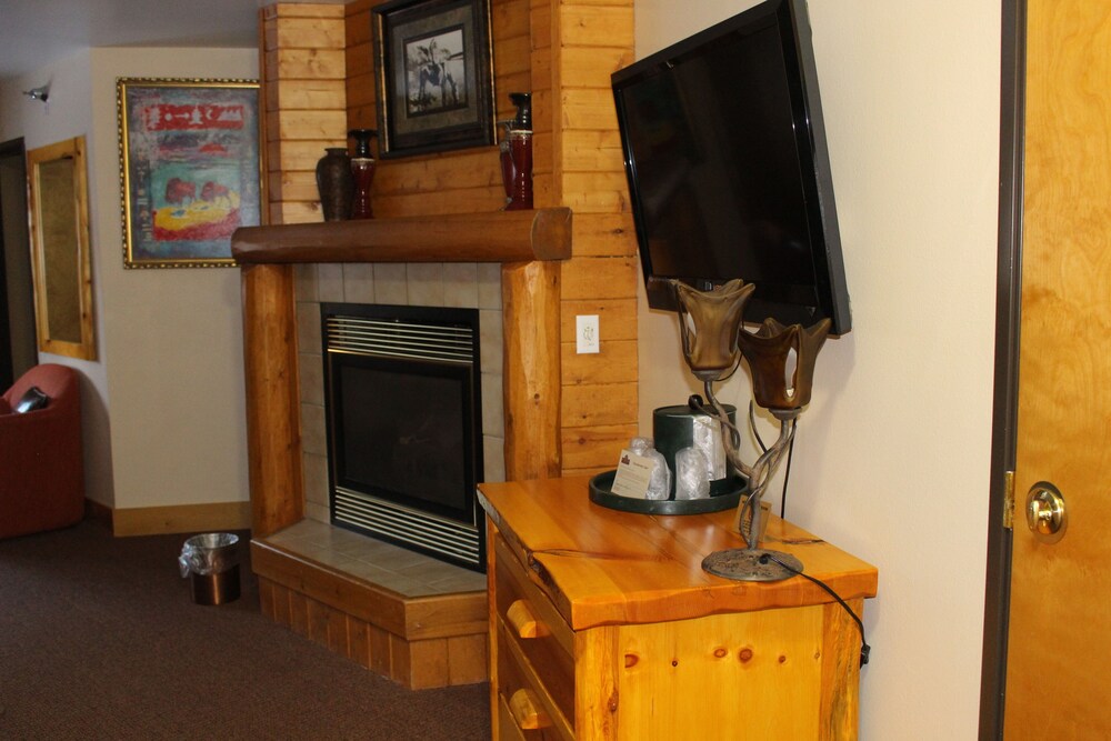 Spearfish Canyon Lodge - photo 33