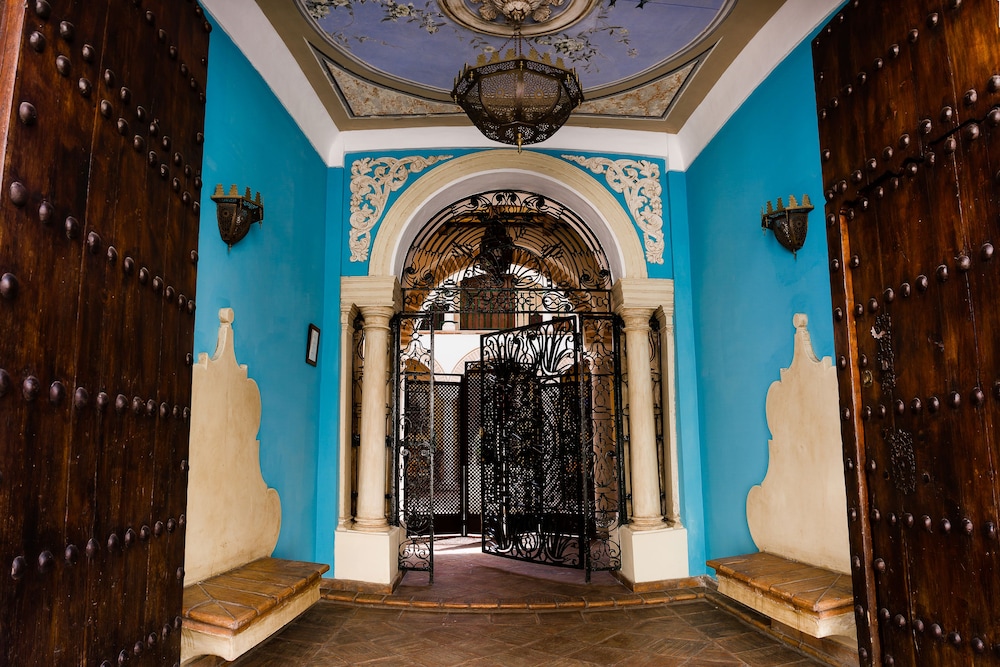 Granados Palacio Hotel Boutique — hotel in Ecija