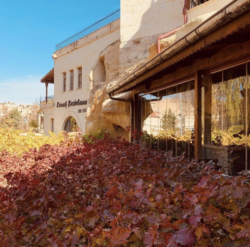 Konak Bezirhane Cave Otel in Uerguep, Turkey