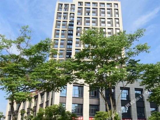 Chengzi Crystal Hotel Tongling Rt Mart in Wusong, People's Republic of China