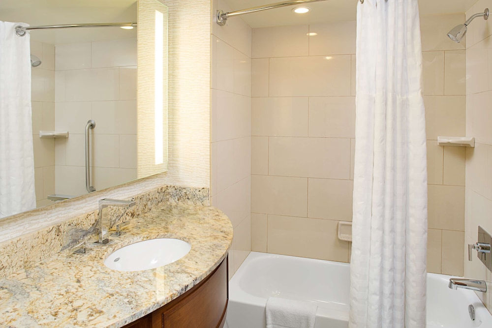 Embassy Suites by Hilton Destin Miramar Beach - photo 14