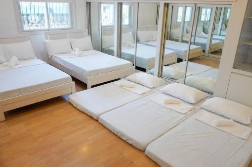 Makati Altean Apartment — 4-Star Luxury Hotel in Manila, Philippines