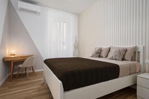classbnb Apartment just 400 meters from Piazza Duomo — 4-Star Luxury Hotel in Milan, Italy